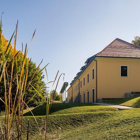 Dvorec Trebnik - Sobe Slovenske Konjice Bagian luar foto