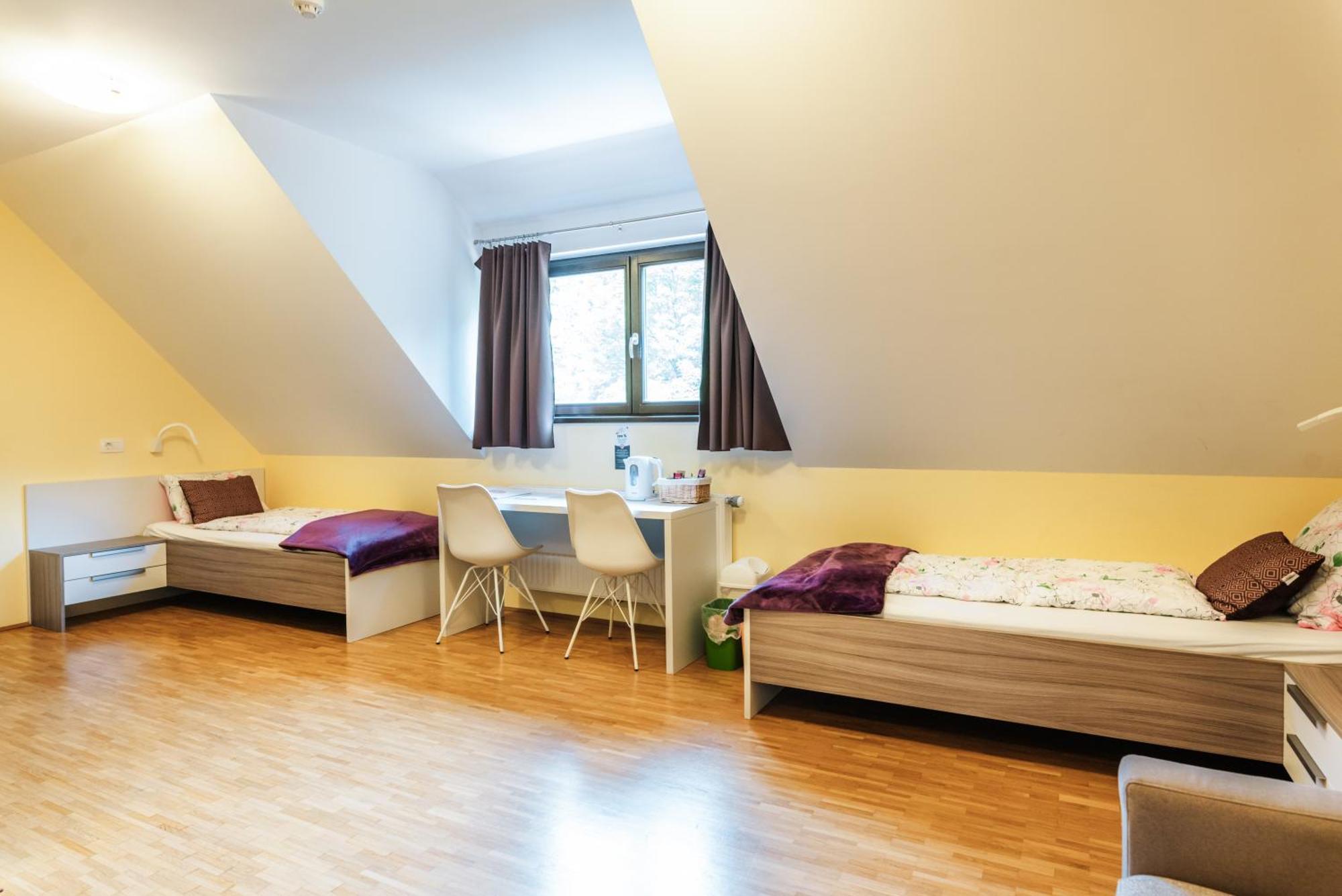 Dvorec Trebnik - Sobe Slovenske Konjice Bagian luar foto