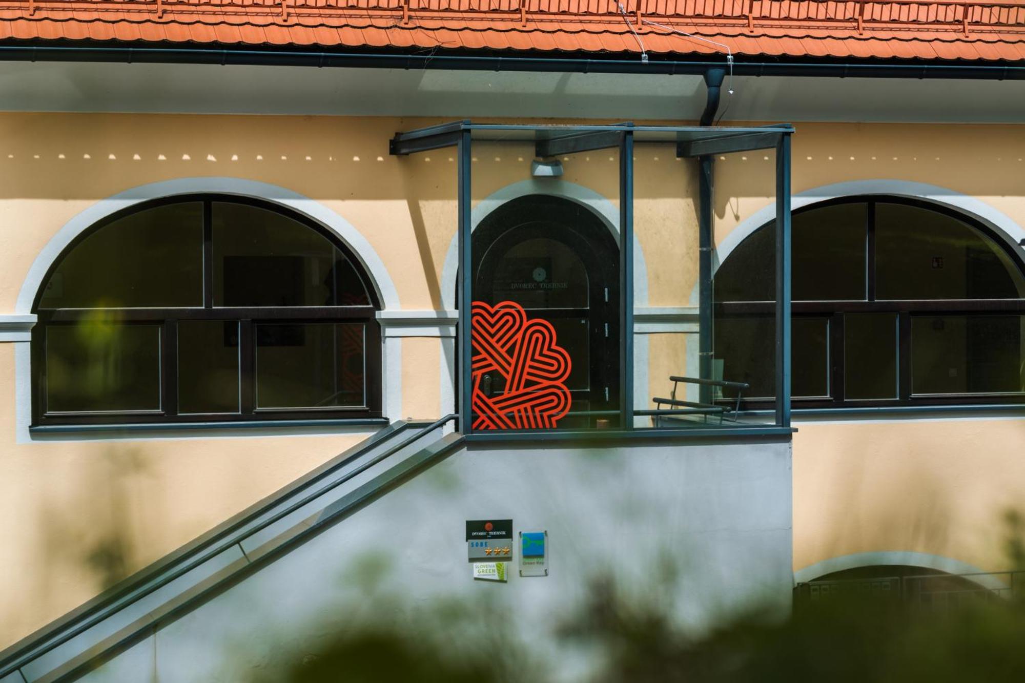 Dvorec Trebnik - Sobe Slovenske Konjice Bagian luar foto
